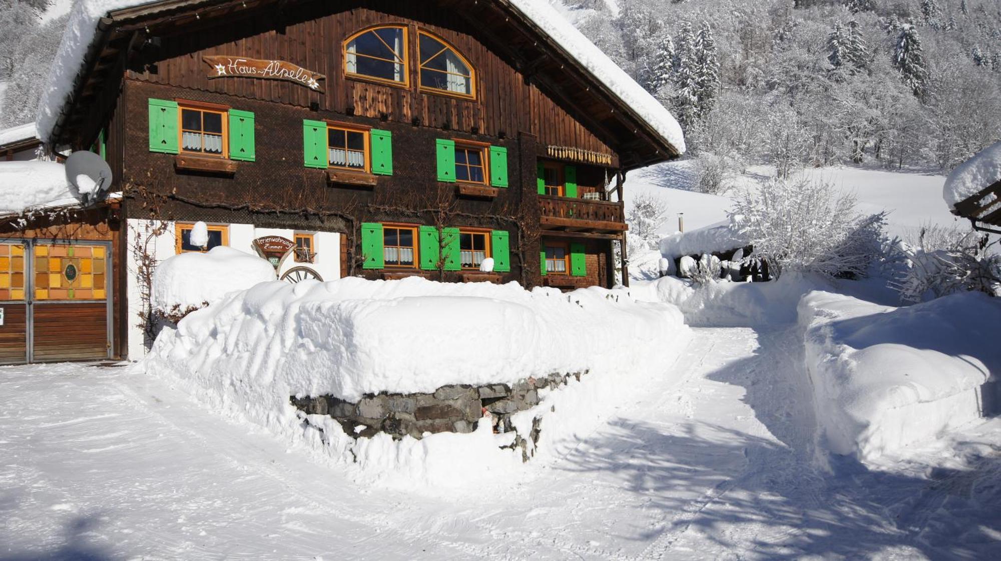 Haus Aelpele Lägenhet Klosterle am Arlberg Exteriör bild